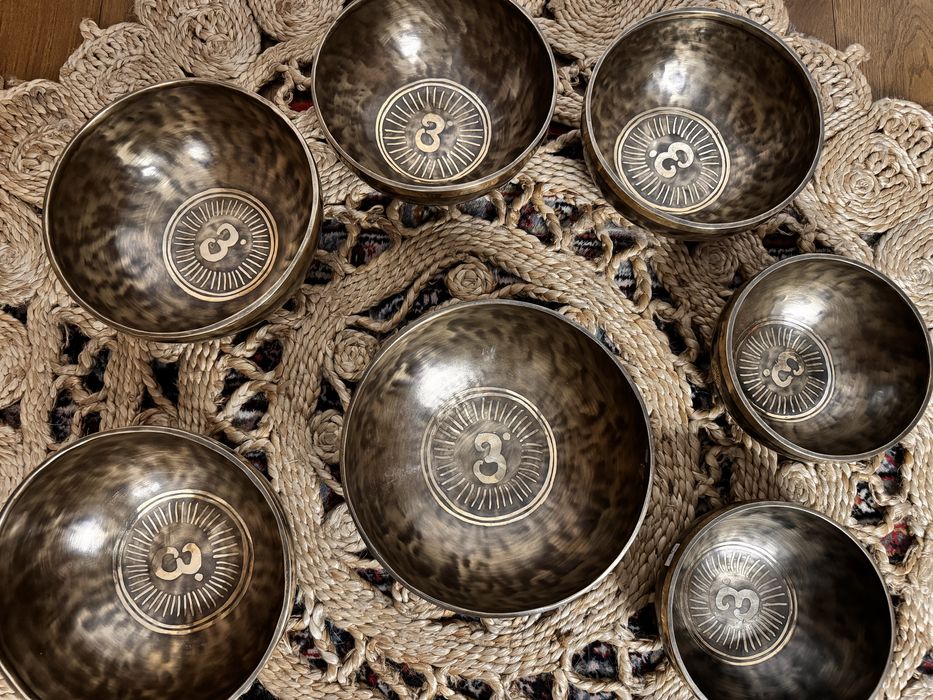 Misy tybetańskie słoneczne, 7 mis, zestaw 9 kg