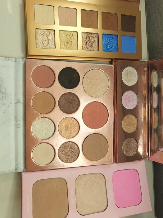 Mega zestaw palet o wartości 190 zł stars brushup faceboom AA