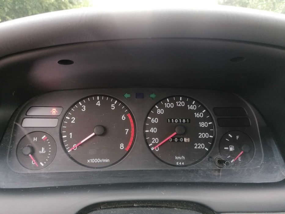 TOYOTA Corolla 1996, VII (E100), hatchback, niski przebieg, benzyna