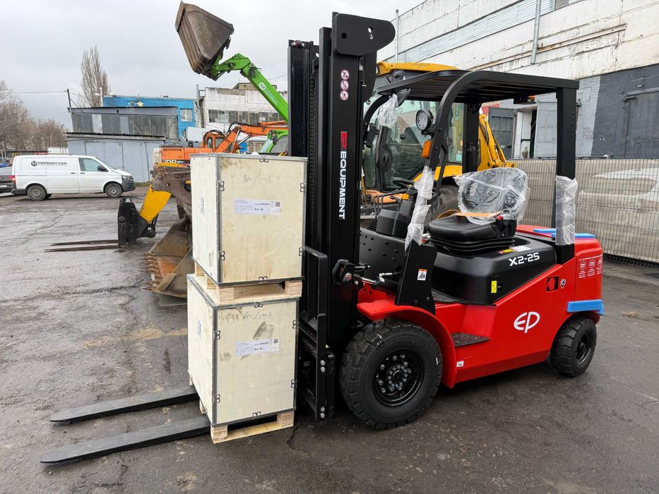 Новий Li-Ion вилковий навантажувач 2.5т/3.6м, кліренс 15см, 80V/280Ah