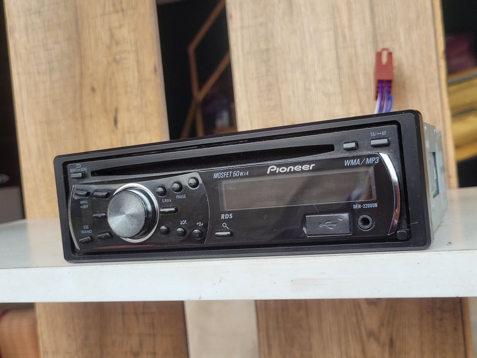Mocne Radio Samochodowe USB CD MP3 AUX Pioneer DEH-2200UB Lubin