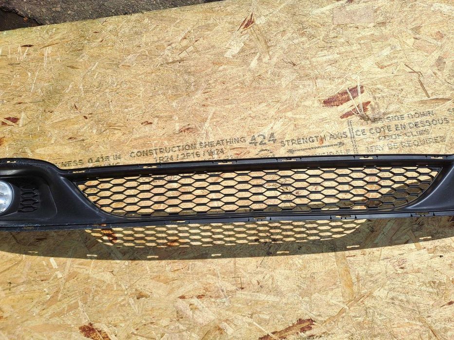 Atrapa Dodge Grand Caravan zderzak 11-20r RT grill oryginał