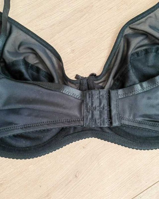 Stanik biustonosz czarny 105E bielizna czarna coquette