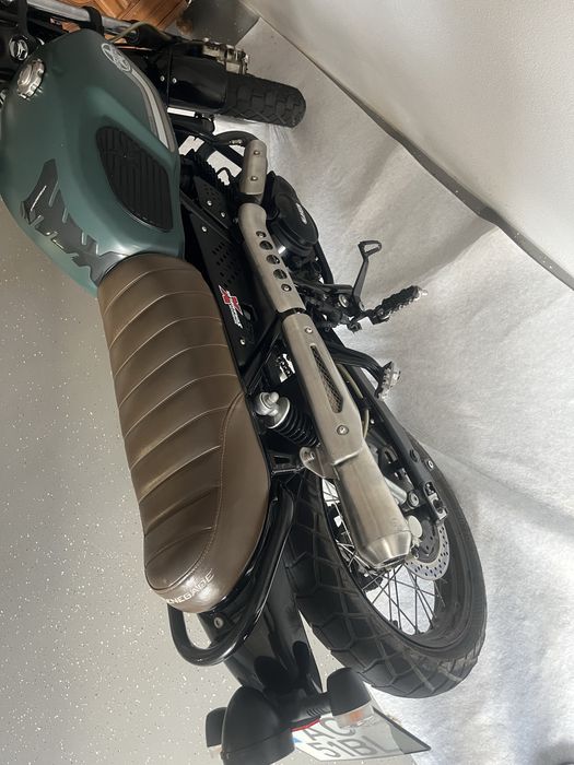 UM scrambler X Naked 125