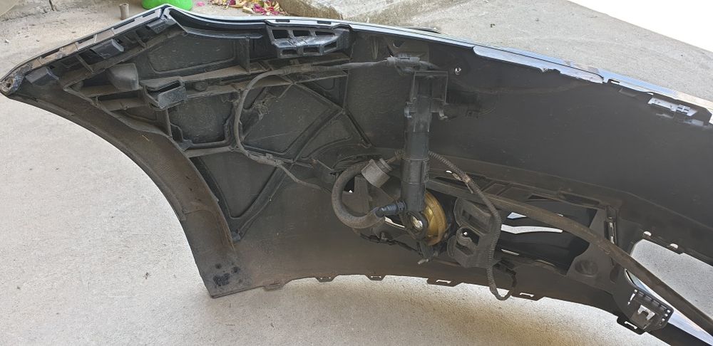 Бампер передний VW Golf Plus 2009-13 г.в