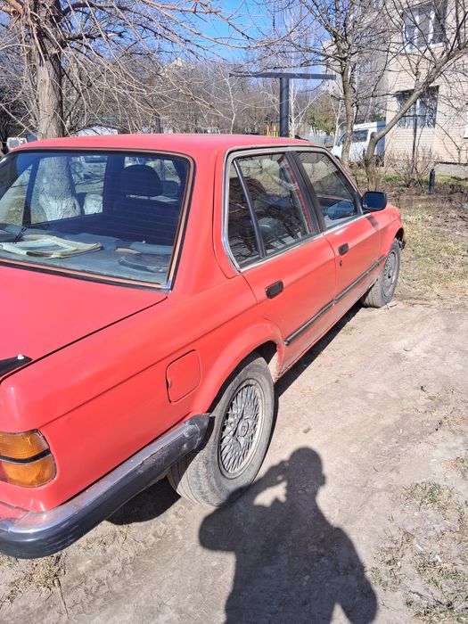 Продам е30 СТРОЧНО