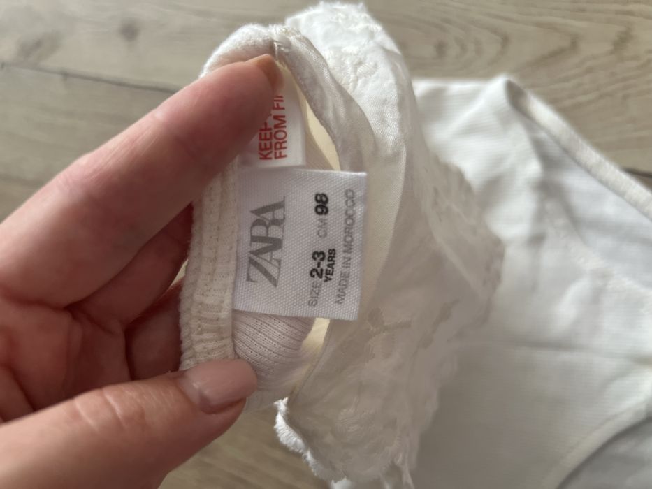 Ромпер H&M, боді Zara, сарафан для дівчинки