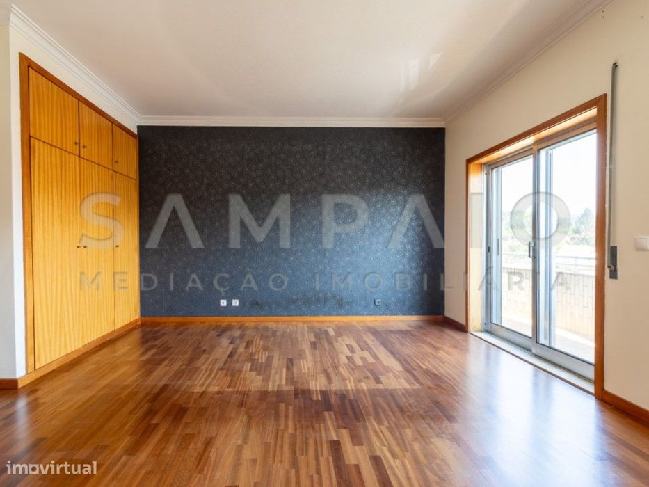 Apartamento T3 - C/ Terraço - Fânzeres/Mercadona!