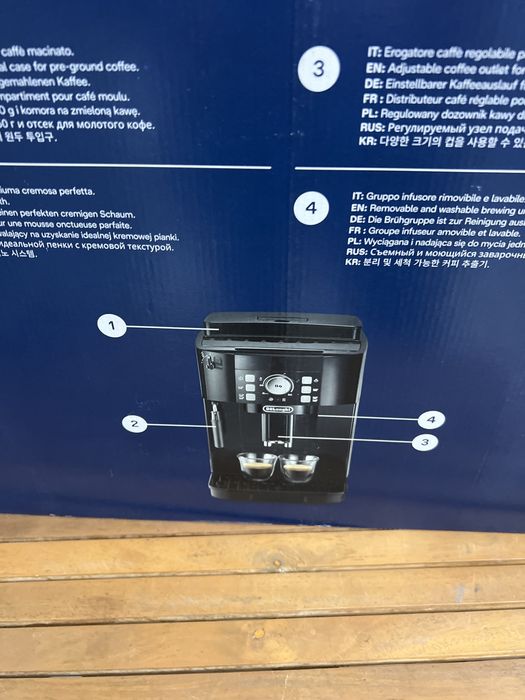Кавоварка Delonghi magnifica s ESam22.110 b нова!