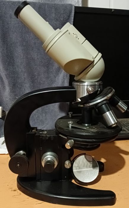 Продам микроскоп Карл цейс білологічний