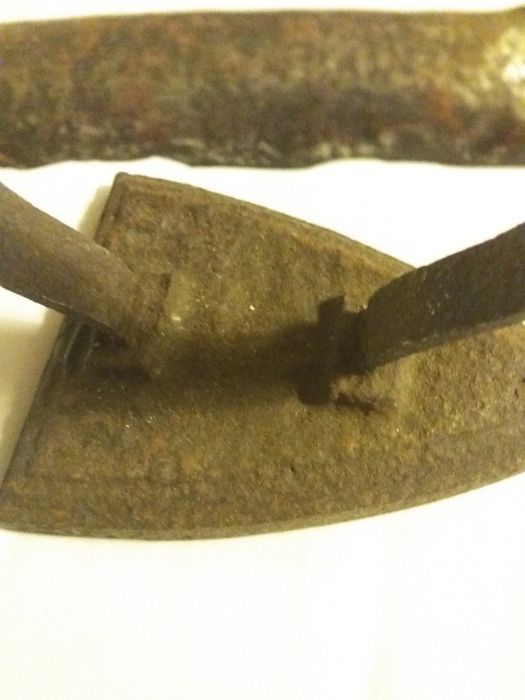 Ferro muito antigo com mais de 100 anos