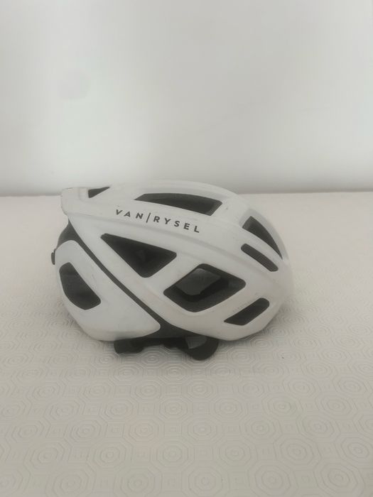 Capacete Van Rysel
