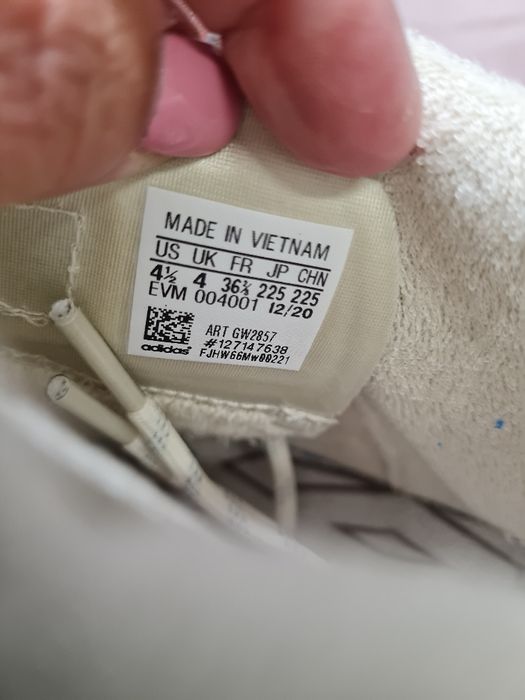 Sneakersy Adidas ciepłe za kostkę 36.2/3