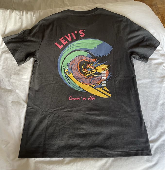 T-shirt nova da Levi's
