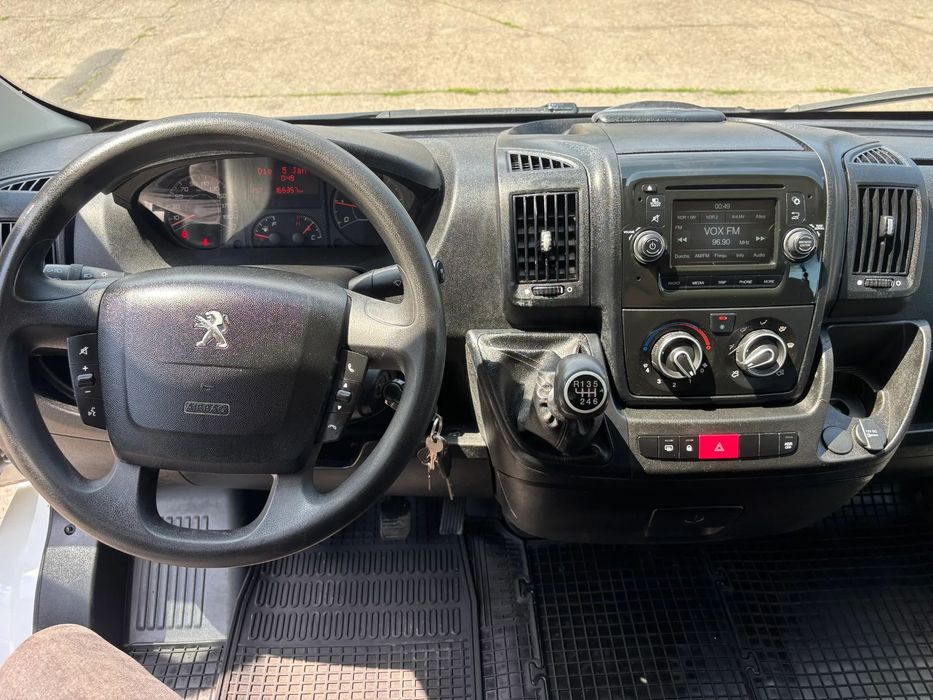 Peugeot Boxer  2.0 Diesel Doka 7-osobowy