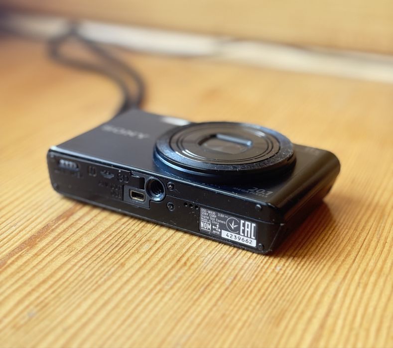 Фотоапарат Sony dsc w-830