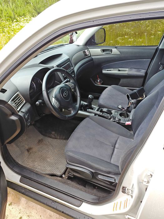 Subaru Forester 2010 2,5