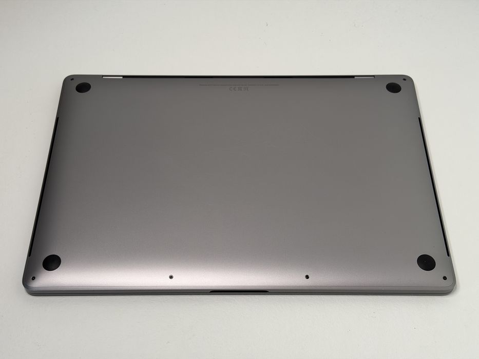 MacBook Pro 16 (A2141) - 2019 - i7/16GB/512GB - Space Gray - faktura VAT 23%