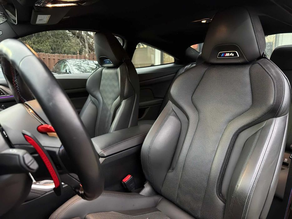 BMW M4 Competition      2021