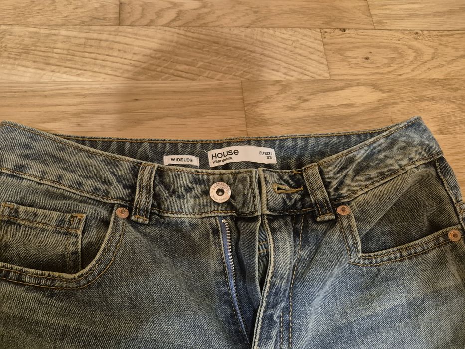 Damskie ciemno niebieskie dżinsy House 32