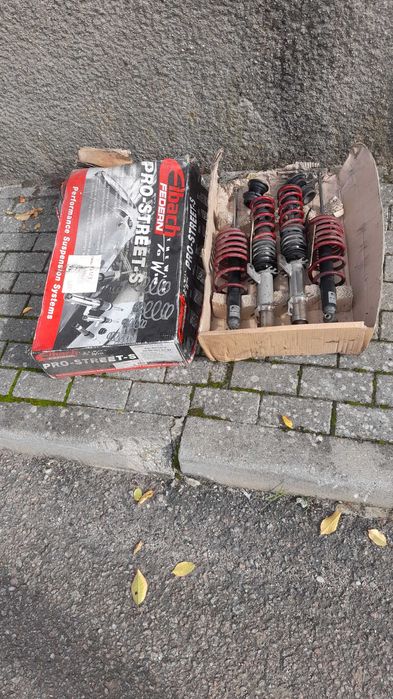 Conjunto de 4 amortecedores, dão p Audi, Volkswagen e Seat.