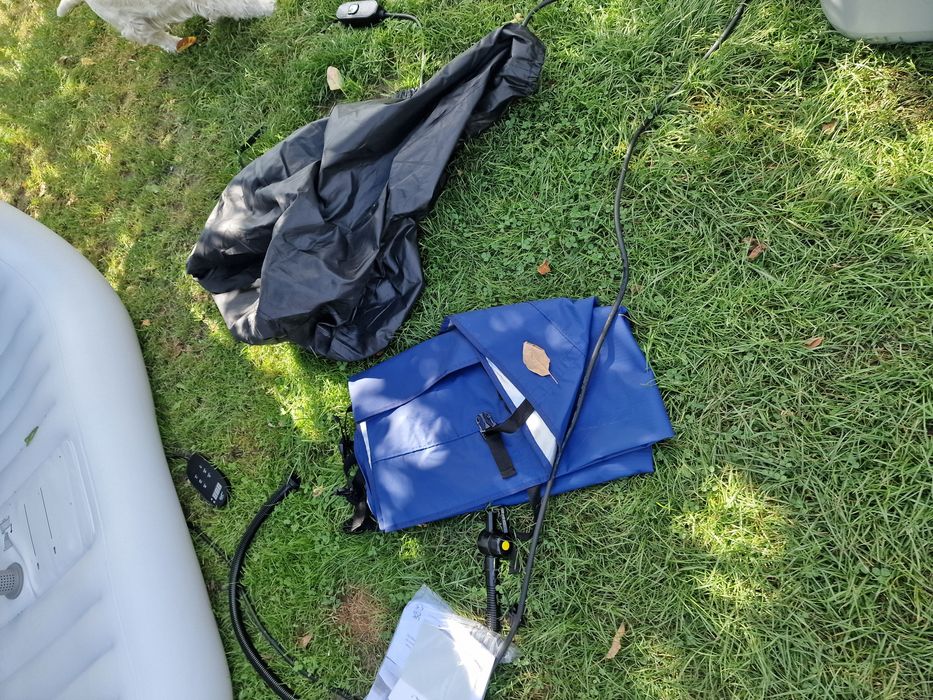 Jacuzzi ogrodowe 6 osobowe Mspa Lite Orbit 185cm x 185cm komplet z łat