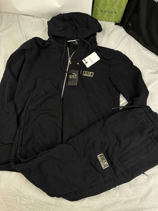 Komplet dresu Premium dres Emporio Armani nowy bluza spodnie