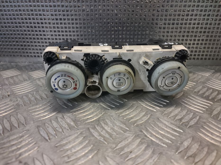 Comando Sofagem A/C Mitsubishi Colt VI (Z30)