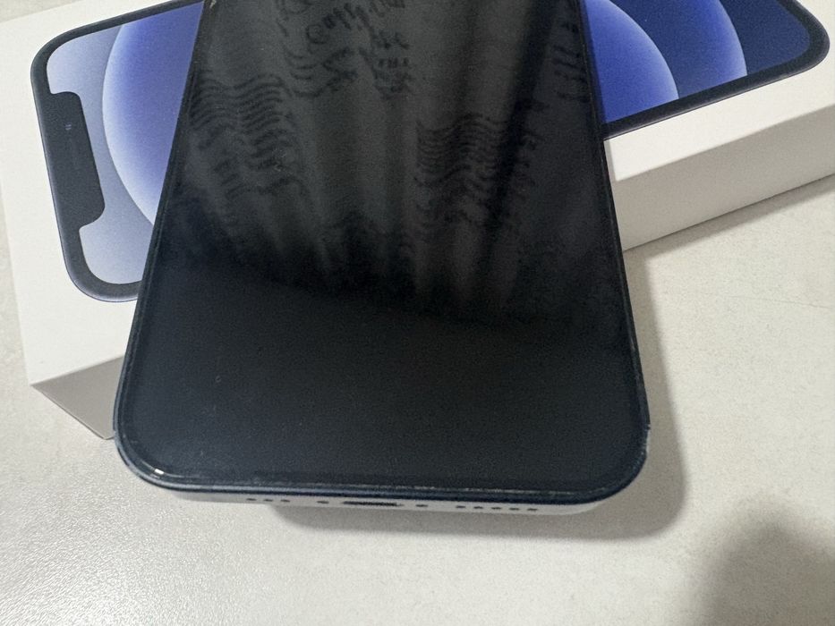 Продаю смартфон Apple iPhone neverlock (айфон) 12 256GB Black