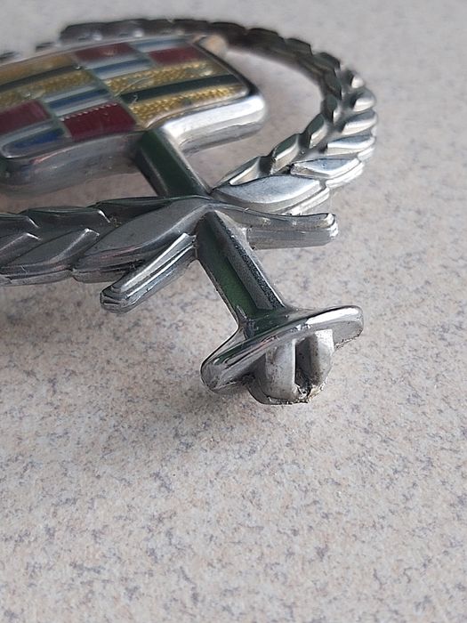Stary emblemat auta Cadillac/lata 70siąte XXw.