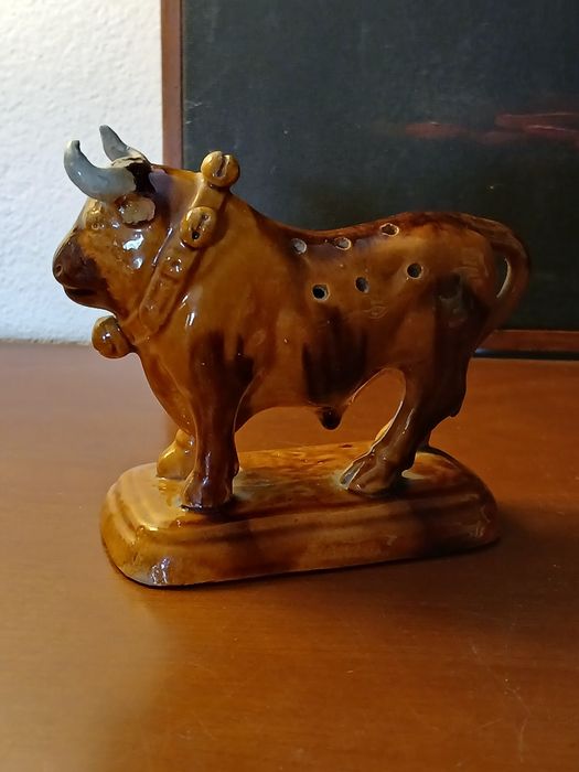 Paliteiro em faiança dascaldas da rainha