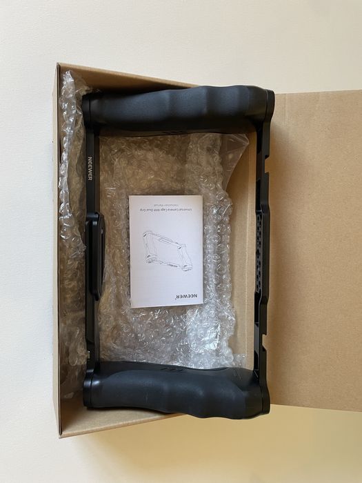 Клітка для камери Neewer C016