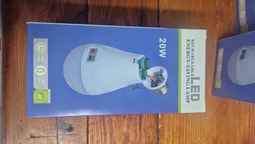 НОВИНКА! Аварійна світлодіодна лампа 20W з акумулятором 18650 лампочка