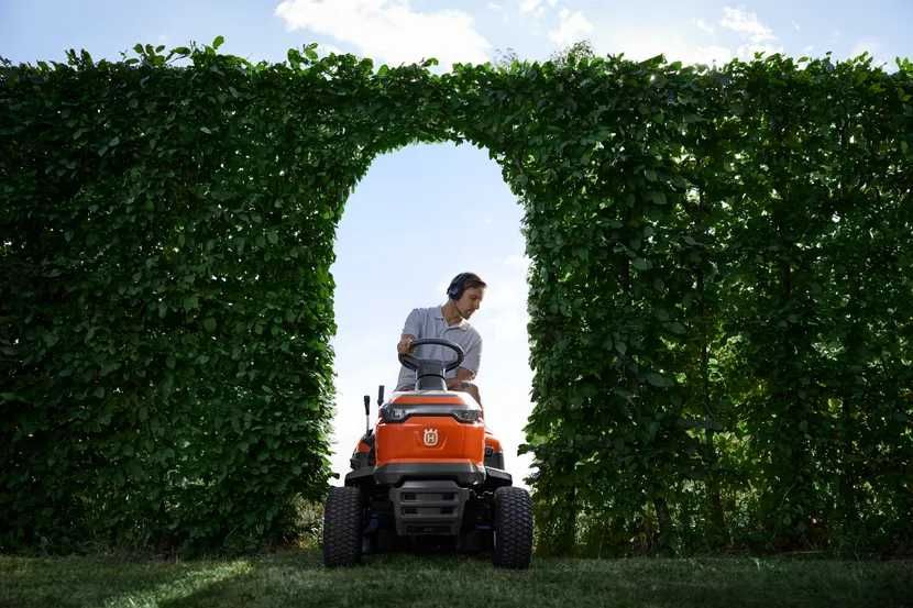 ! 95CM ! Traktor ogrodowy Husqvarna TC 112 95cm 413cc kosiarka
