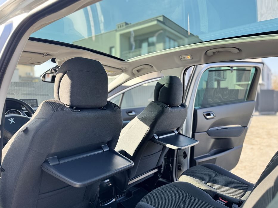 Peugeot 5008-2015 р.в