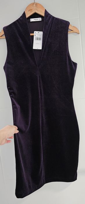 Sukienka welurowa Mango M 38