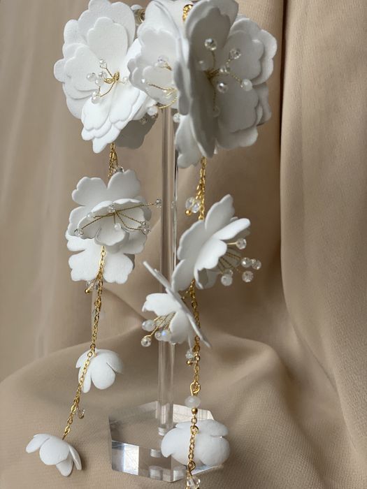 Kolczyki ślubne kwiaty złote ślub wesele