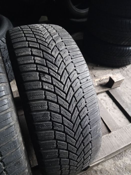 195.60.15 Bridgestone 2шт шини гума бу бв склад Харків Шиномантаж 65