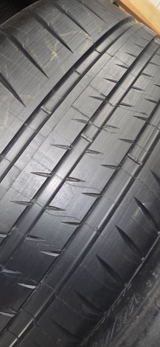 235/35/19  Michelin pilot Cup 2, Nowa, MO Mercedes  1sz 5,5-6mm z 19r.