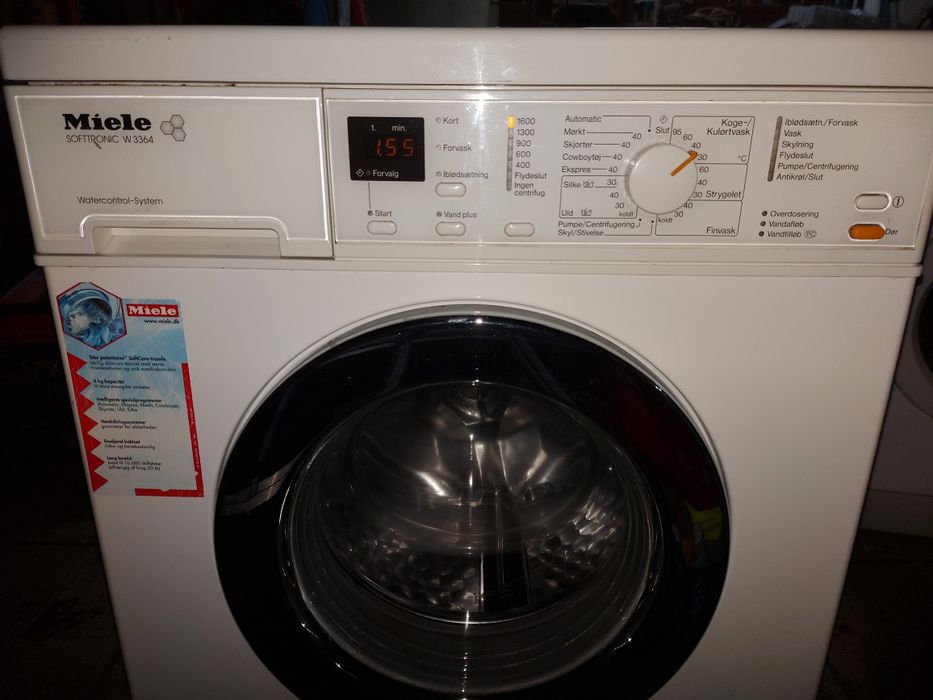 Пральна машина Miele