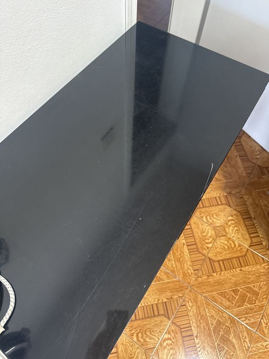 Cómoda 6 gavetas Preta Brilhante