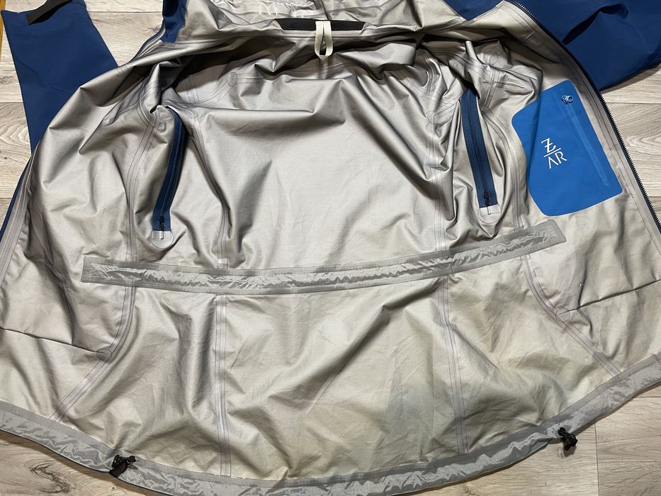Arcteryx Zeta Ar jacket goretex womens