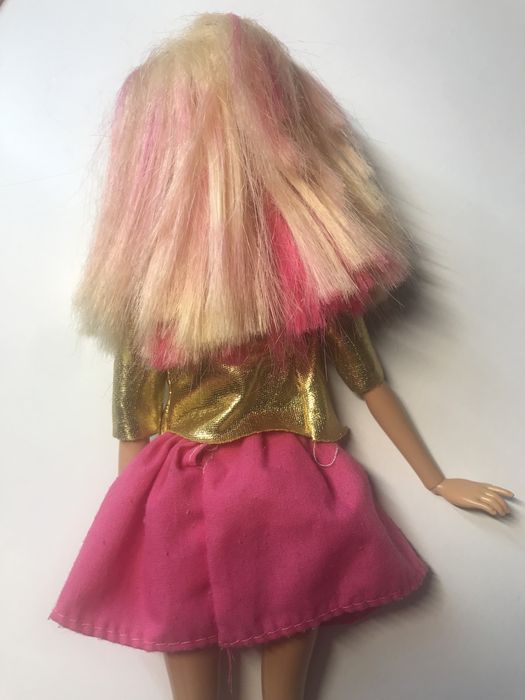 Лялька Барбі в хорошому стані