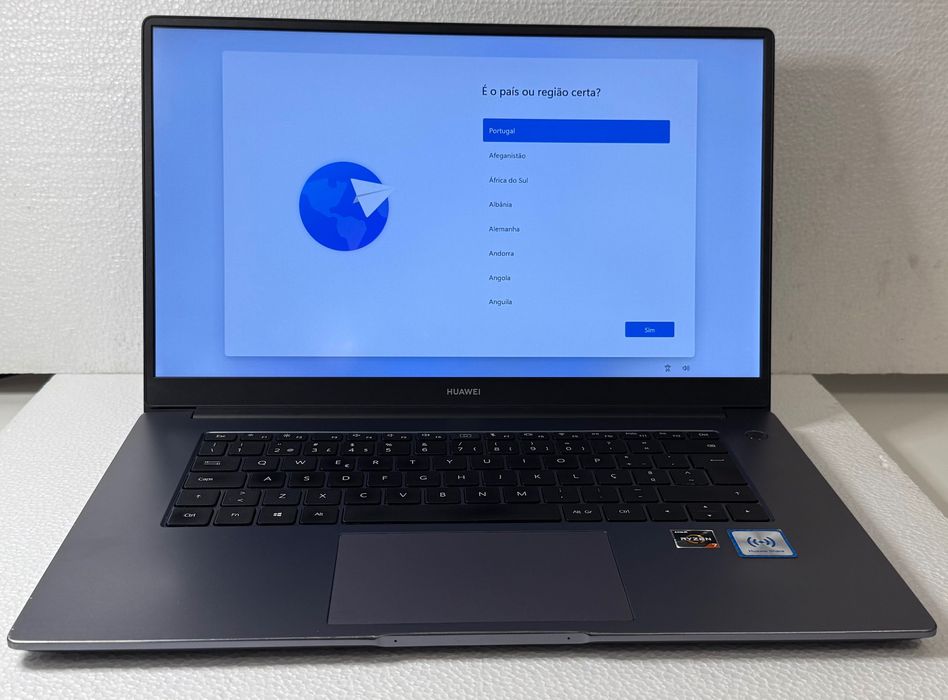 Huawei MateBook D15 Ryzen 7 / 8GB / 512GB SSD