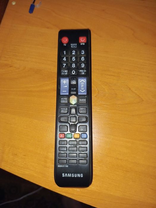 Продам СМАРТ телевизор SAMSUNG