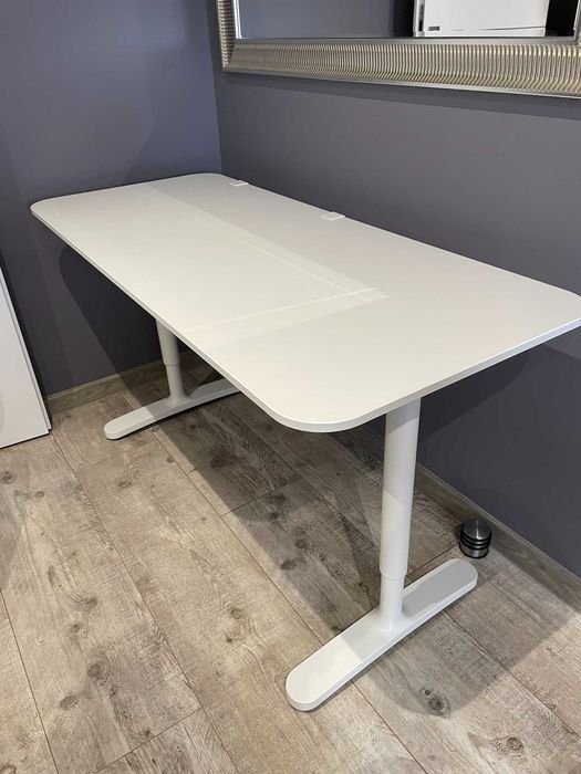 Biurko Ikea Bekant 140x60 + organizer - stan idealny