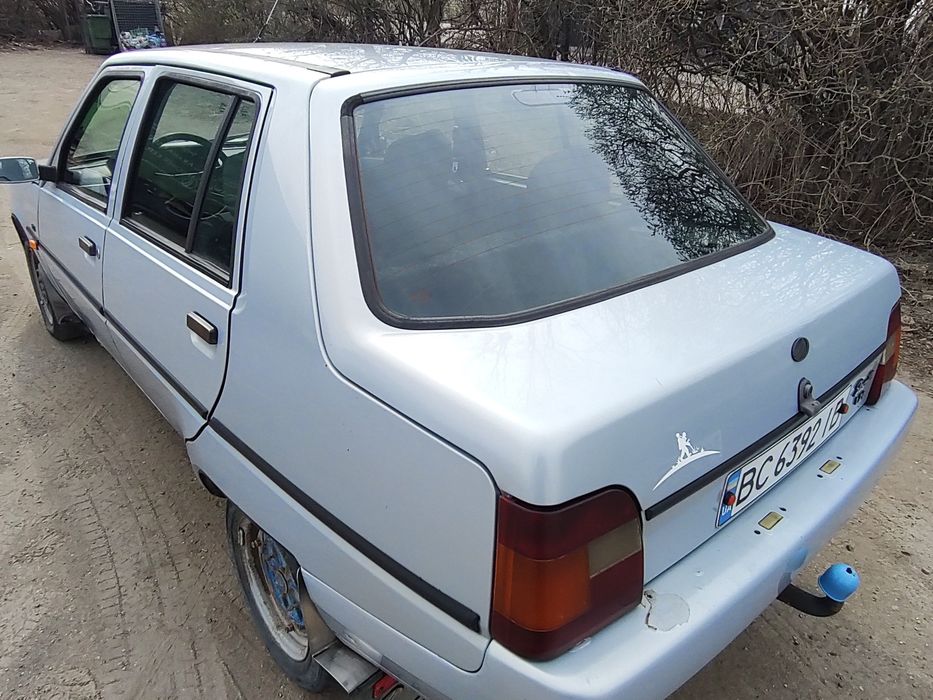 Продам автомобіль ЗАЗ Славута