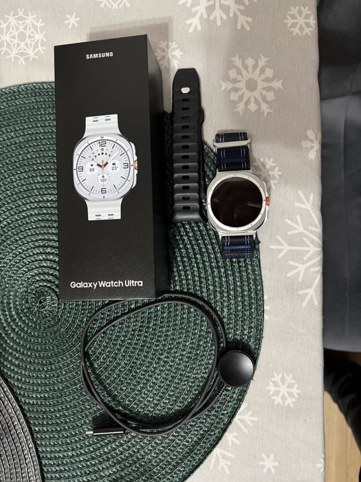 Samsung Galaxy Watch Ultra LTE 47 mm – tytanowy (biały)