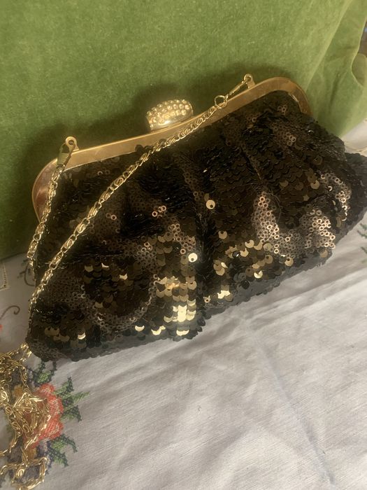 Женская сумочка розшитая паиотками