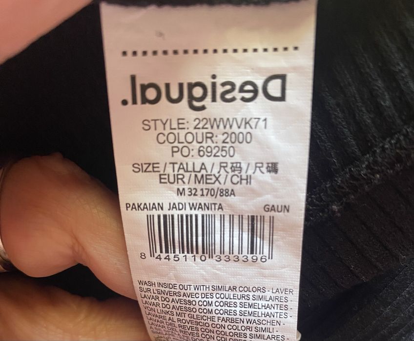Vestido novo Desigual